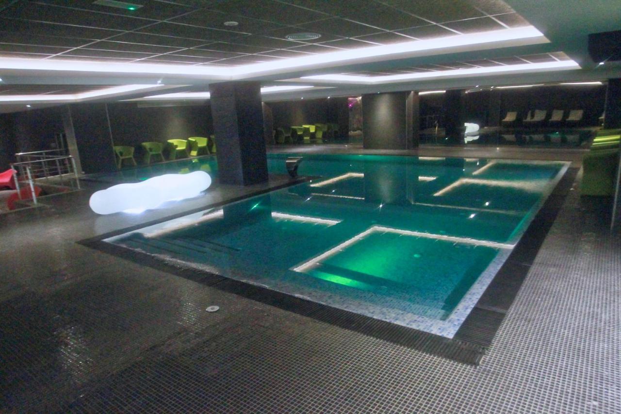 Az Hotels Grand Oran Es Senia Esterno foto