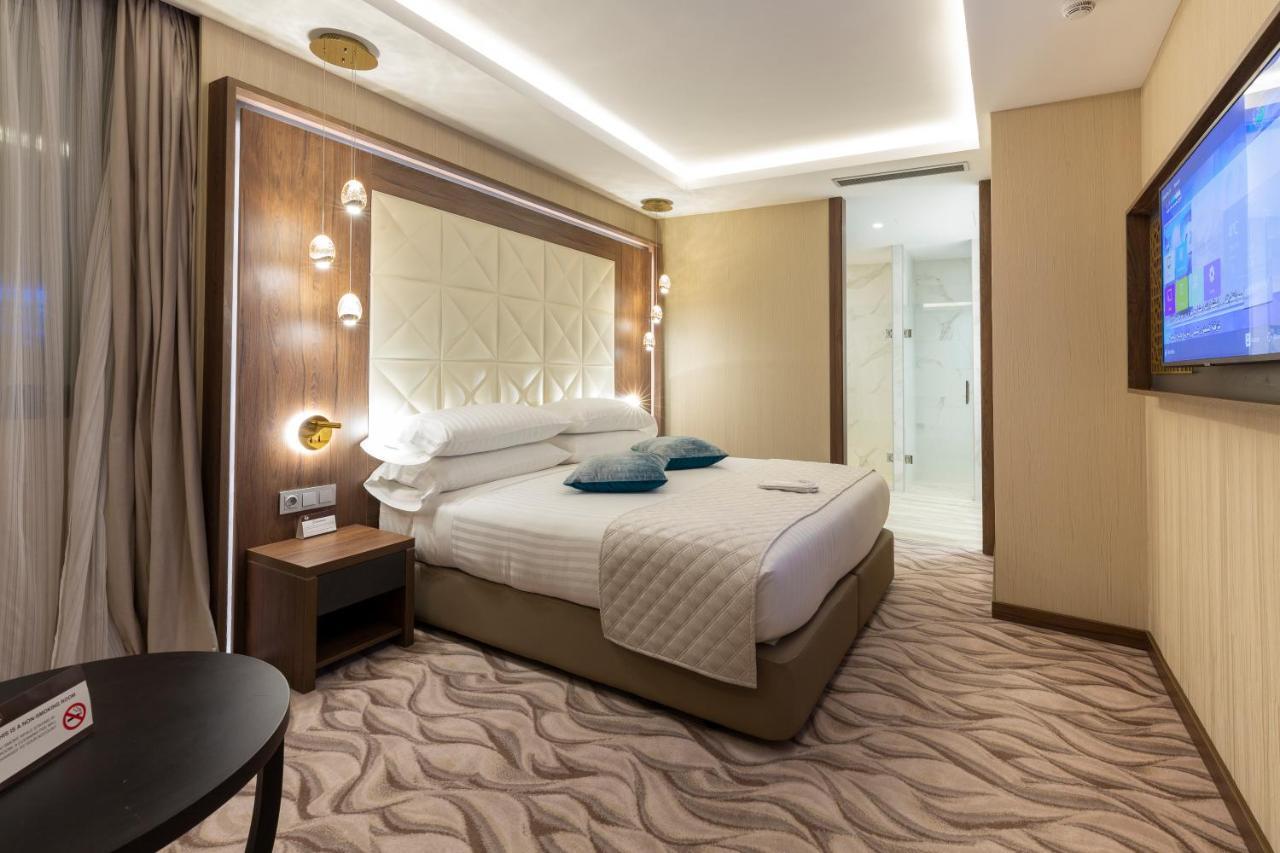Az Hotels Grand Oran Es Senia Esterno foto