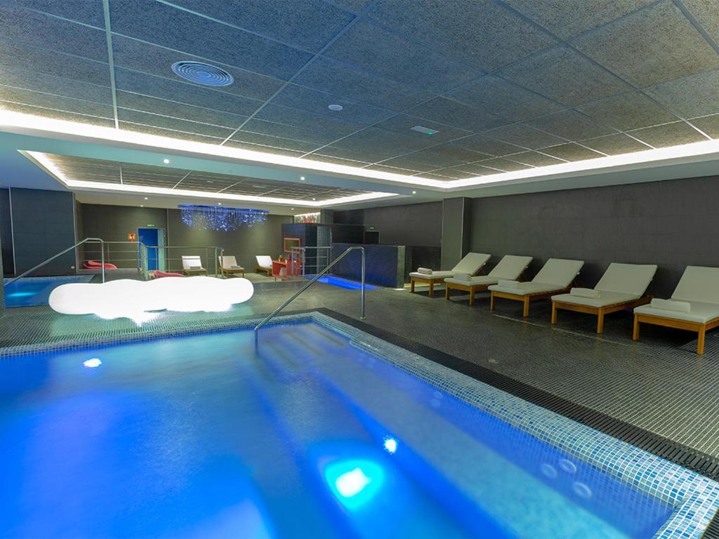 Az Hotels Grand Oran Es Senia Esterno foto